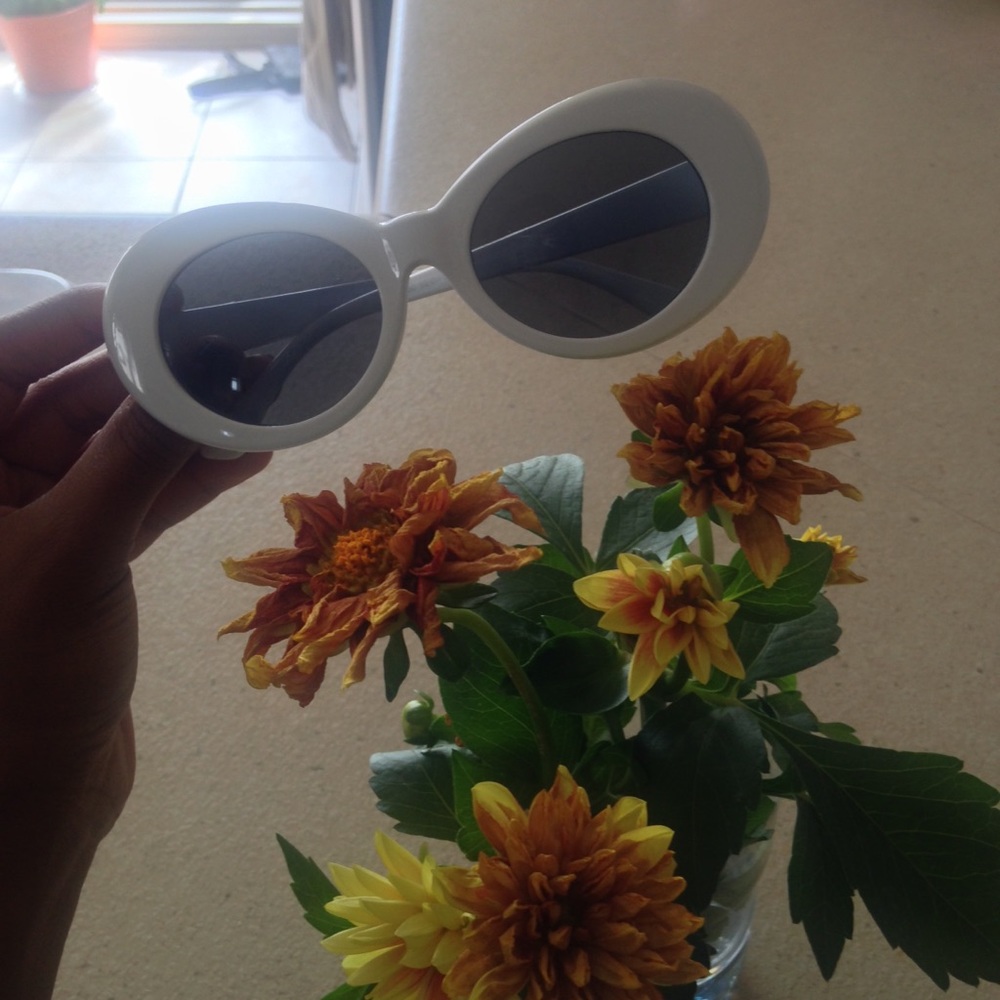 White sunglasses Retro